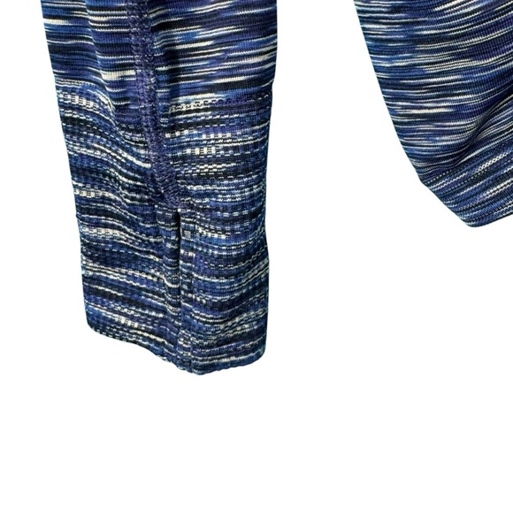 Athleta Fastest Track Blue Long Sleeve Thumb Hole Stretch Athletic Top Size L - Picture 5 of 5